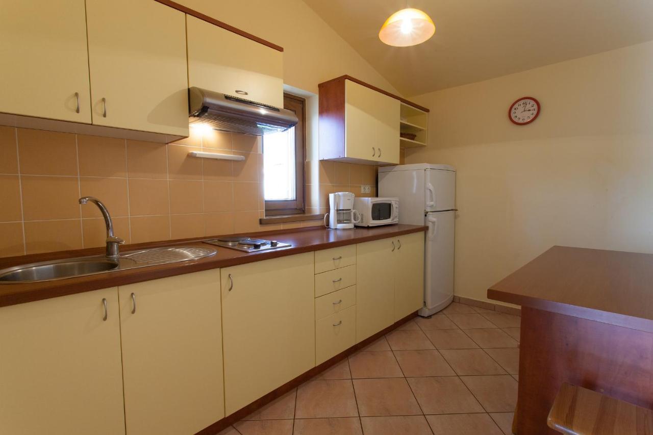 Apartman Vjekoslav Krk Town Eksteriør billede